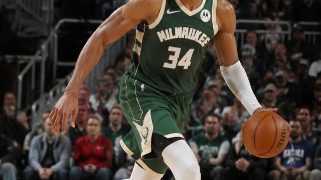Breaking Down the Impact of Giannis Antetokounmpo's Major Trade | klr sidney, speed 8 fafafa