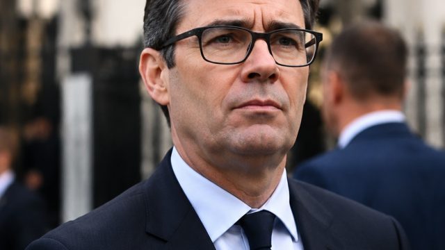 What Investors Should Know About Andy Burnham's Rise as UK Politics Shifts | 18hokki, rtp mediaslot8