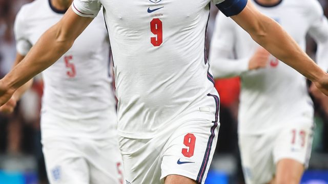 Upcoming World Cup Clash: England's Path to Knockout Rounds