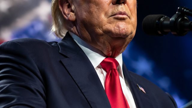 Trump Highlights Oil Prices in New Speech: What's at Stake for Voters? | download video suju mr simp